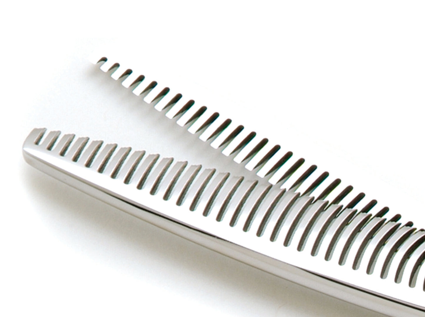 Mirage Orca Lefty Double Teeth Thinner
