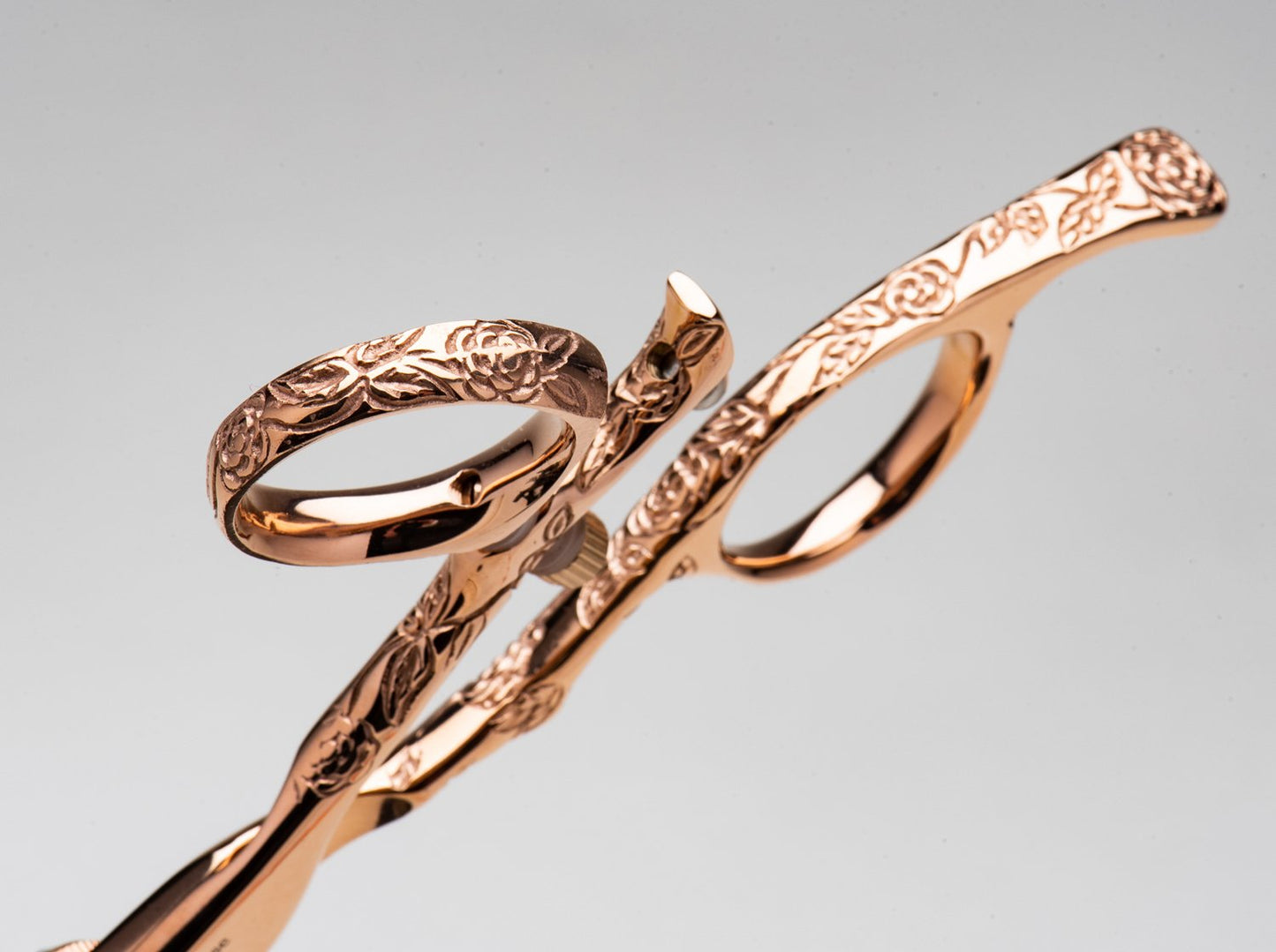 Dynasty Blush Rose Gold Swivel Thinner